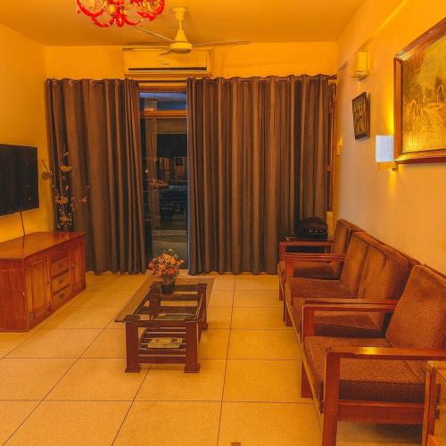 Dhaka Apartment | Elegant 3 Bedroom Fully Furnished AC Wifi Apartment in Dhanmondi 4A Prime Area Near Everything