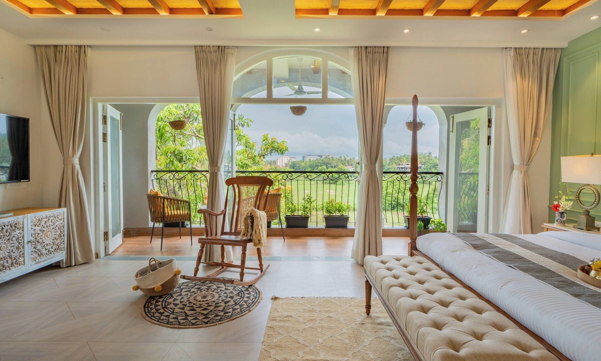 Gauravaddo Villa | ELIVAAS Vacasa 5BHK PetFriendly & Pool