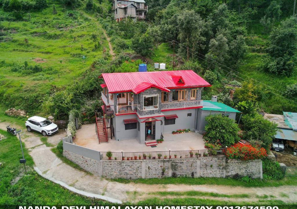 Majkhali House | Entire 2 BHK Nanda Devi Himalayan Homestay