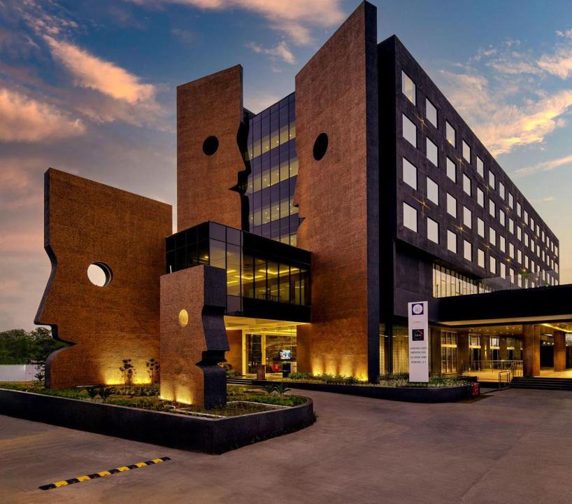 Indore Hotel | Essentia Luxury Hotel Indore