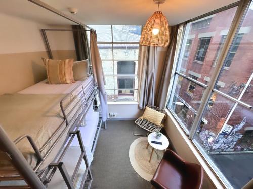 Melbourne Central Business District Hostel | Europa Melbourne