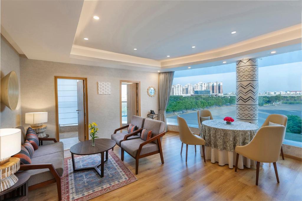 Greater Noida Hotel | ExpoInn Suites and Convention