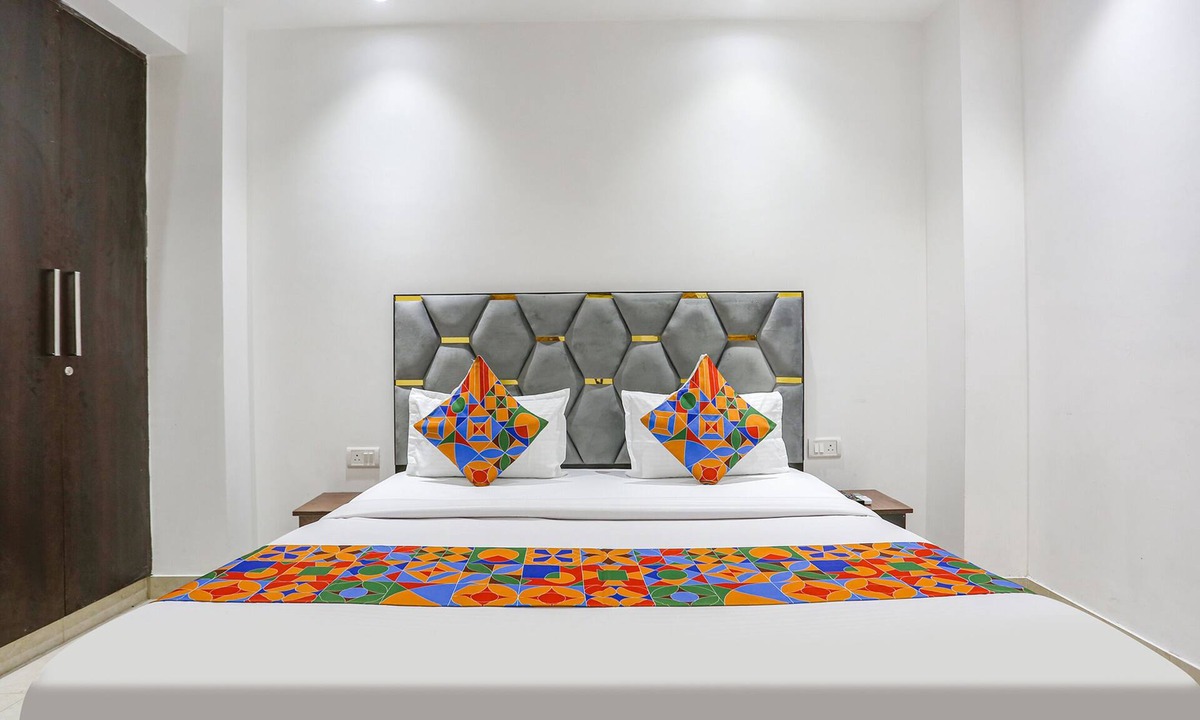 New Delhi Hotel | Fabhotel 24&7