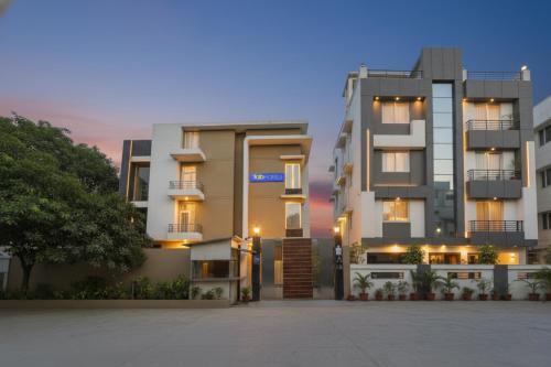 Noida Hotel | FabHotel Grand Olive