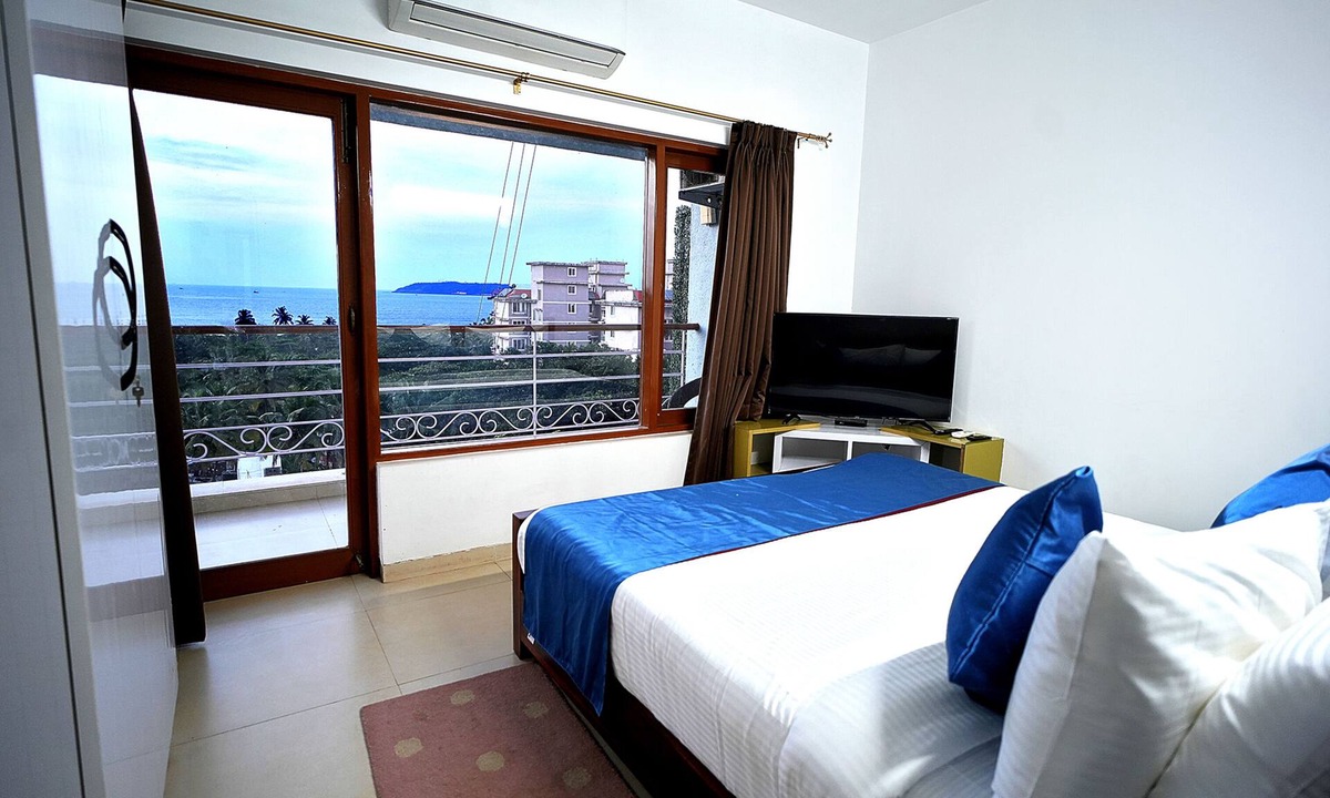 Dona Paula Hotel | Fabhotel Prime Alekhya Suites