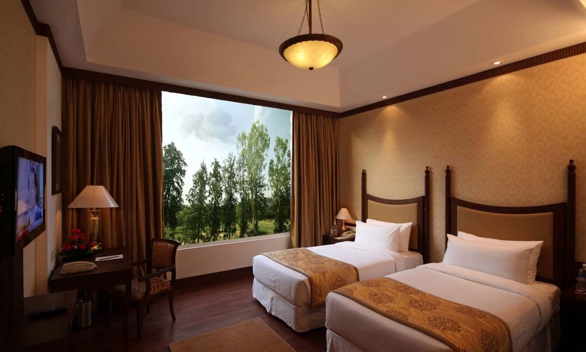 Sat Bari Hotel | FAIRLEY's HOTEL&RESORTS