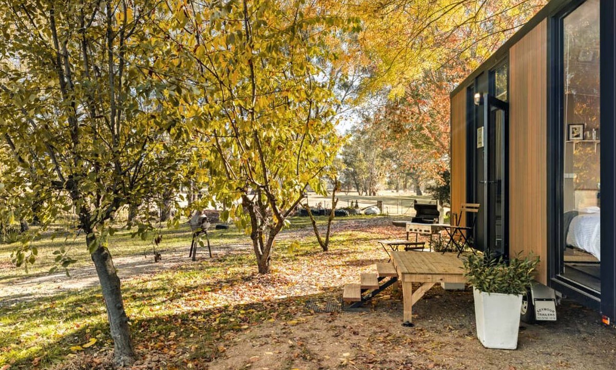 Markwood Cabin | Fantastic Secluded Tiny House with Fire Pit in Milawa, Victoria