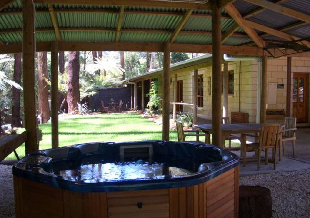 Mount Dandenong Cabin | Fernglen Forest Retreat