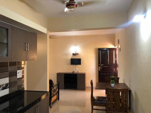 Orlim Apartment | Field stone Apartment