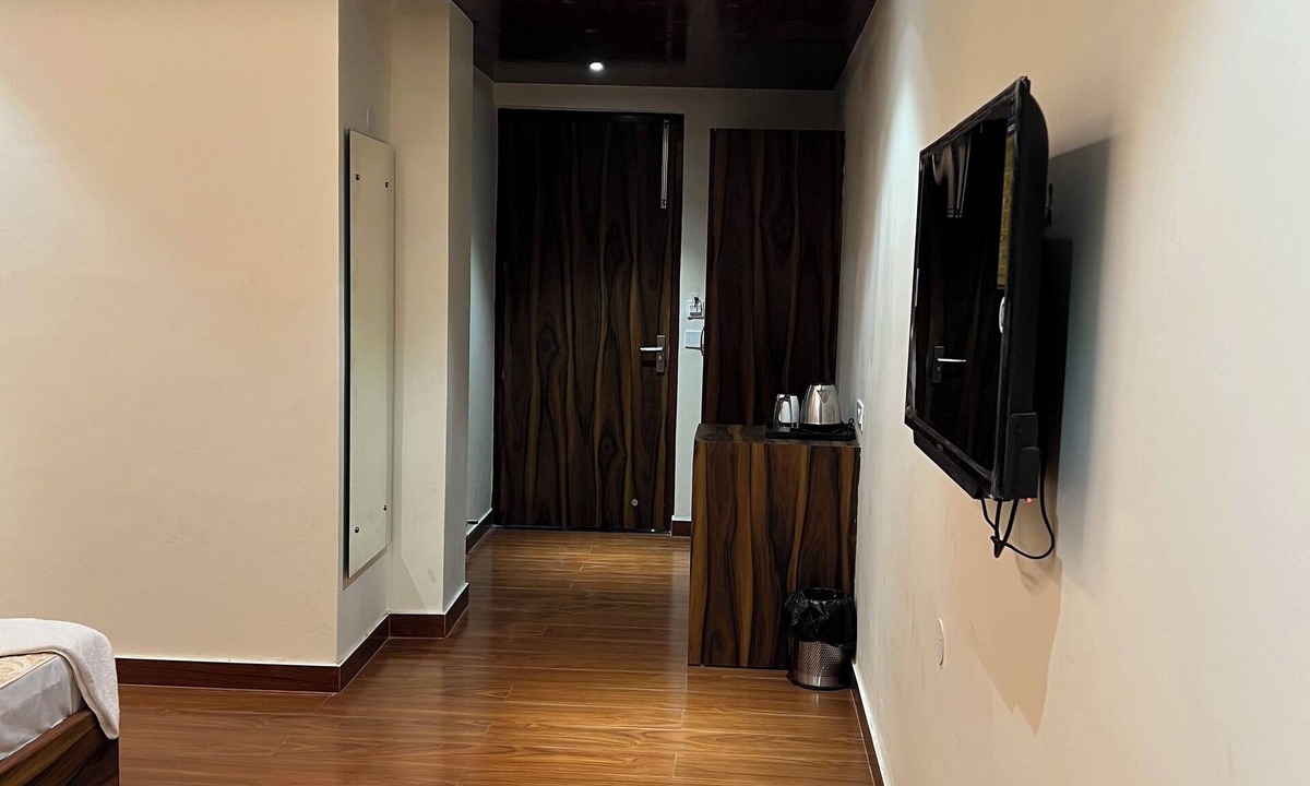 Ambala Hotel | Flavour Zone Courtyard