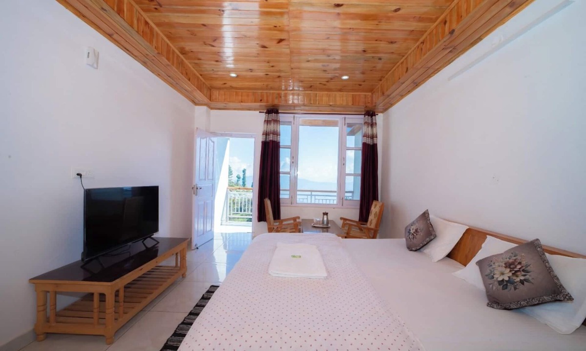 Narkanda Hotel | Forest Rest House Tannu Jubbar