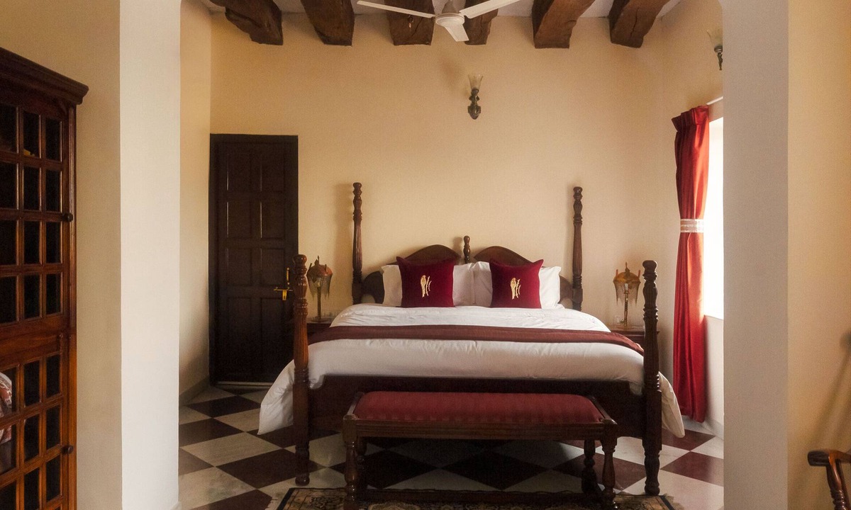 Bhinai Hotel | Fort Barli - A 16th Century Castle
