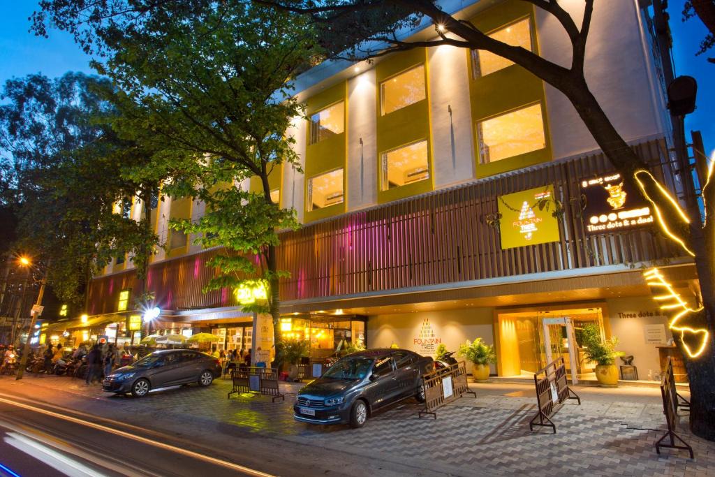 JP Nagar Hotel | Fountain Tree by TGI