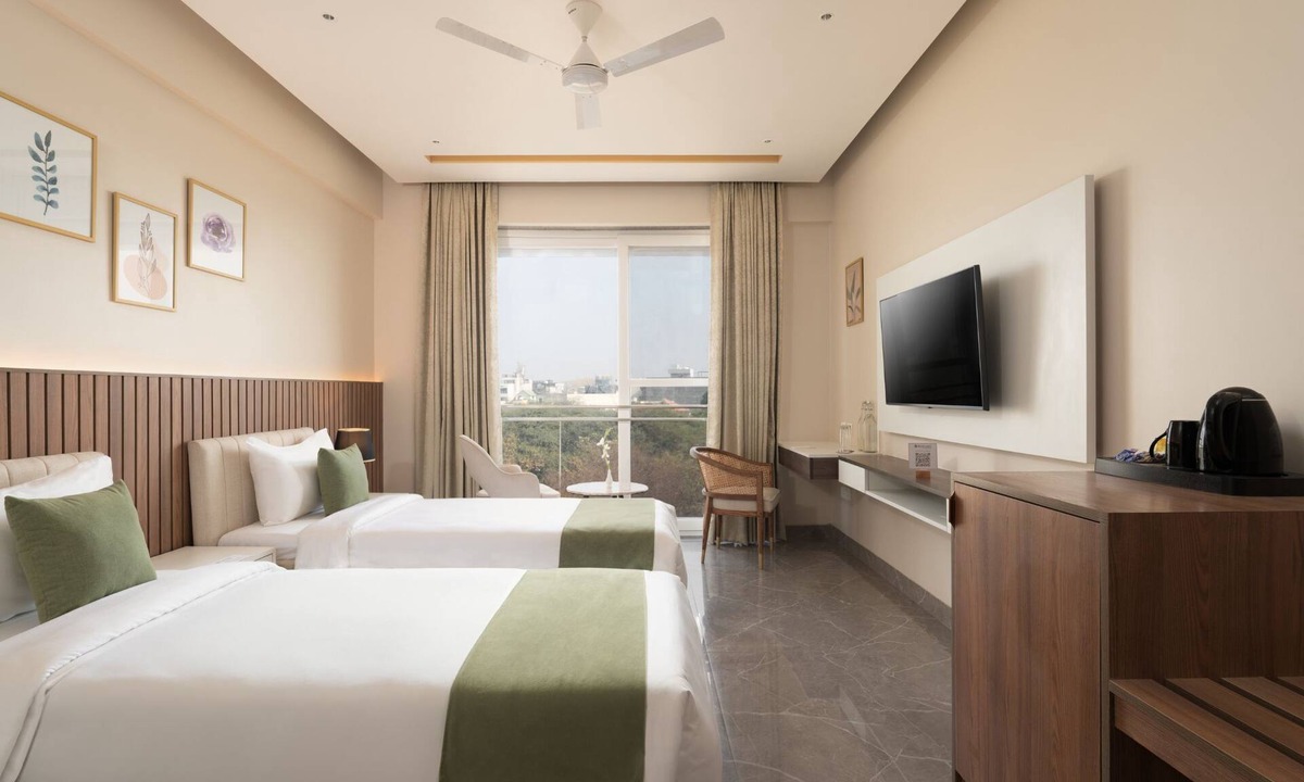 Gurugram Hotel | Foxtrail, Sector 42 - AM Hotel Kollection