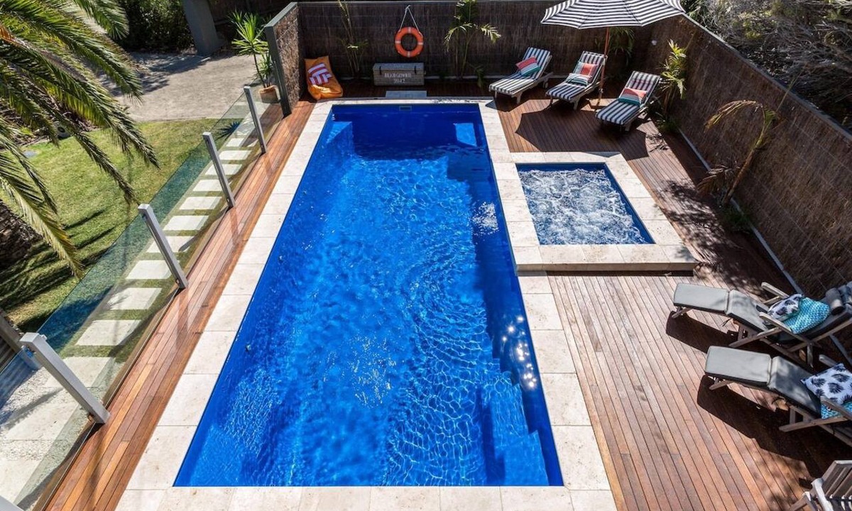 Blairgowrie House | Front Beach House, Blairgowrie - newly renovated - Large family friendly home, Pool Spa