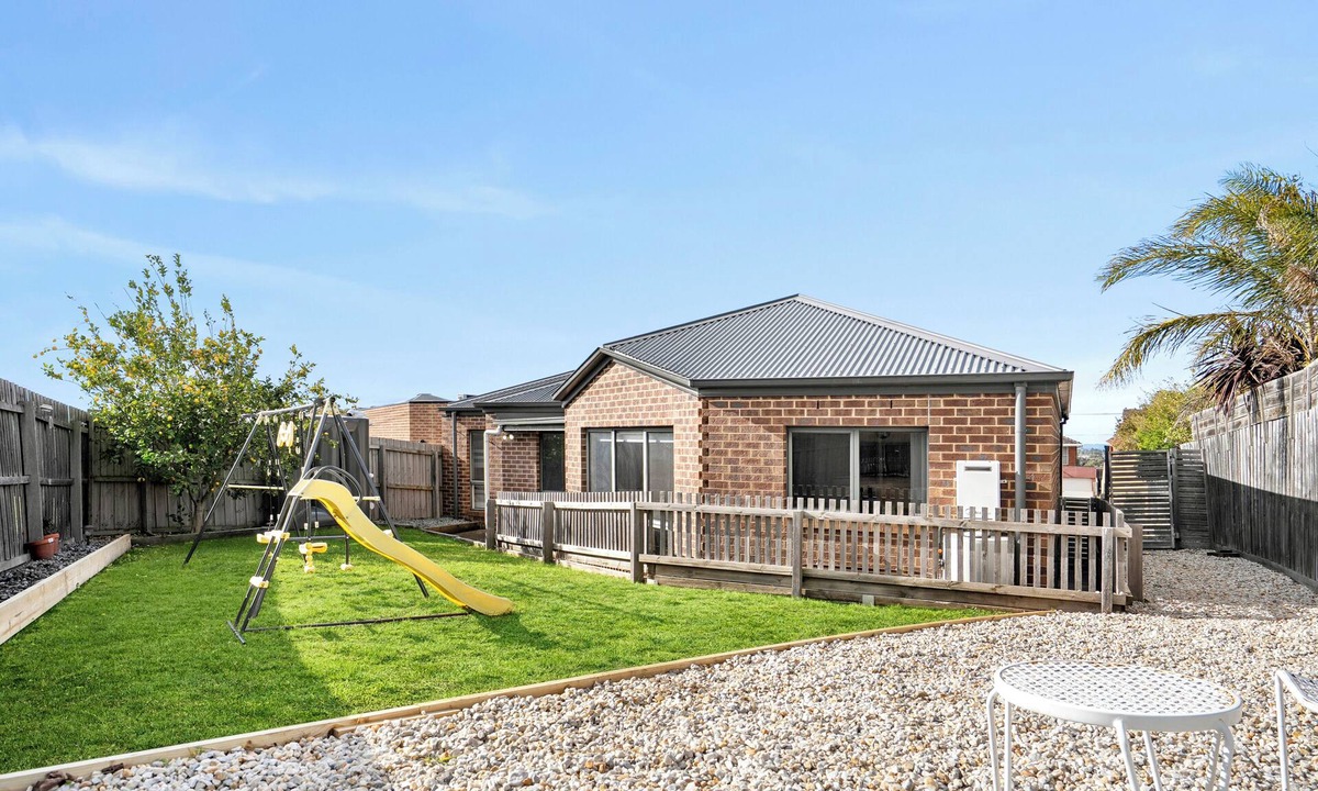 Bell Post Hill House | Geelong ReGen Living near city