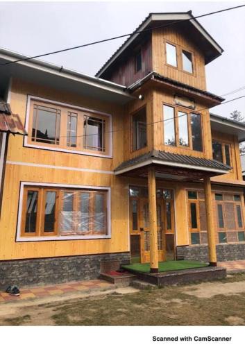 Srinagar House | GREEN WOODS PAYING GUEST HOUSE