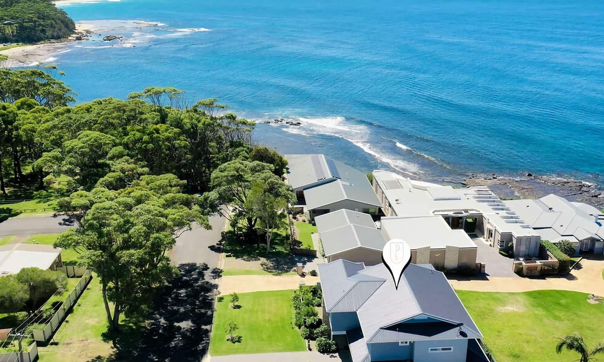 Ulladulla House | Hamptons Ocean Escape - The most beautiful home for your next luxurious, relaxing getaway