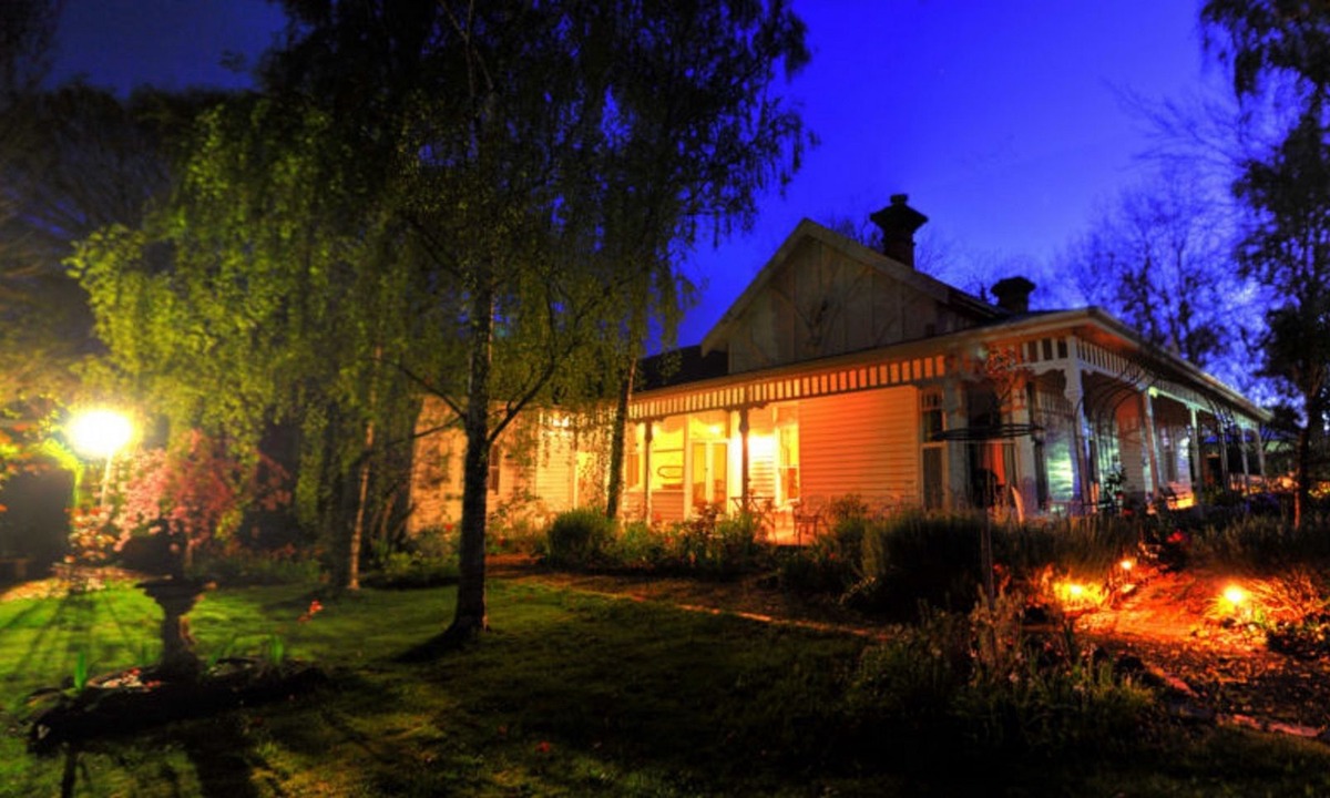 Cobden Hotel | Heytesbury House