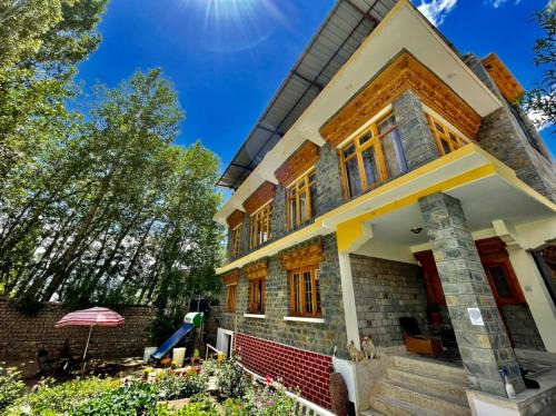 Leh Bed & Breakfast | Hidden Leaf Homestay