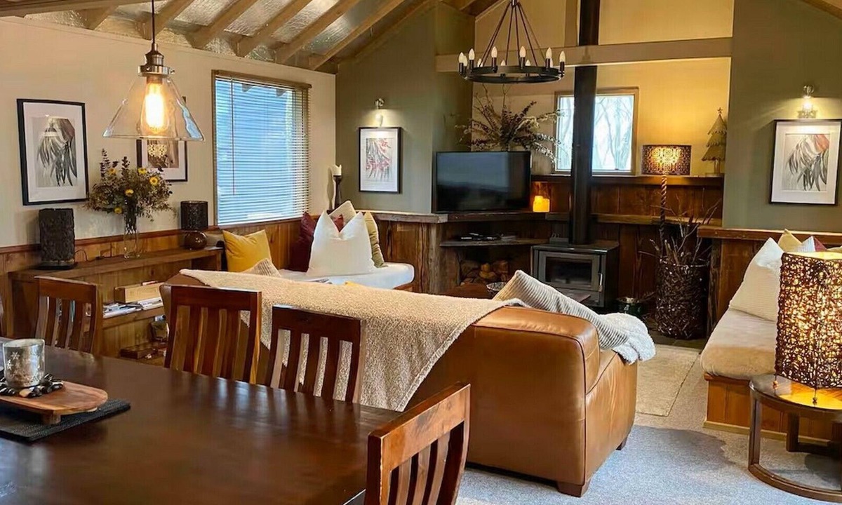 Dinner Plain Ski Chalet | Highlander - Dinner Plain