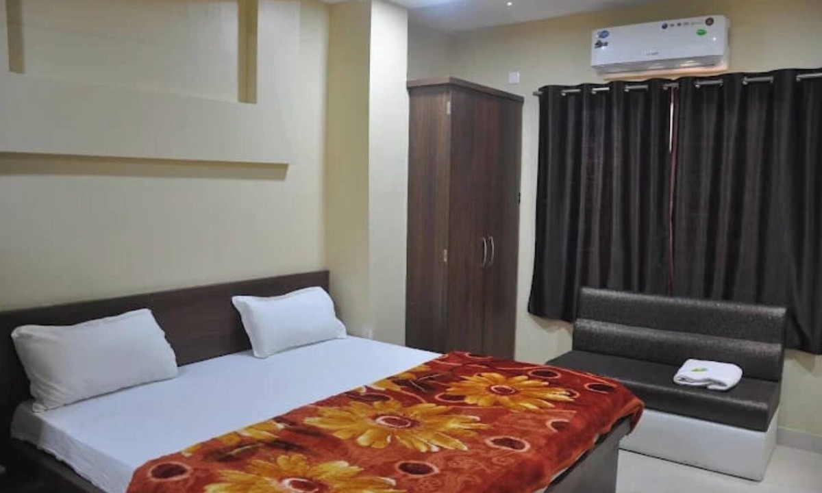 Mandsaur Hotel | HOTEL ASHUTOSH Mandsaur