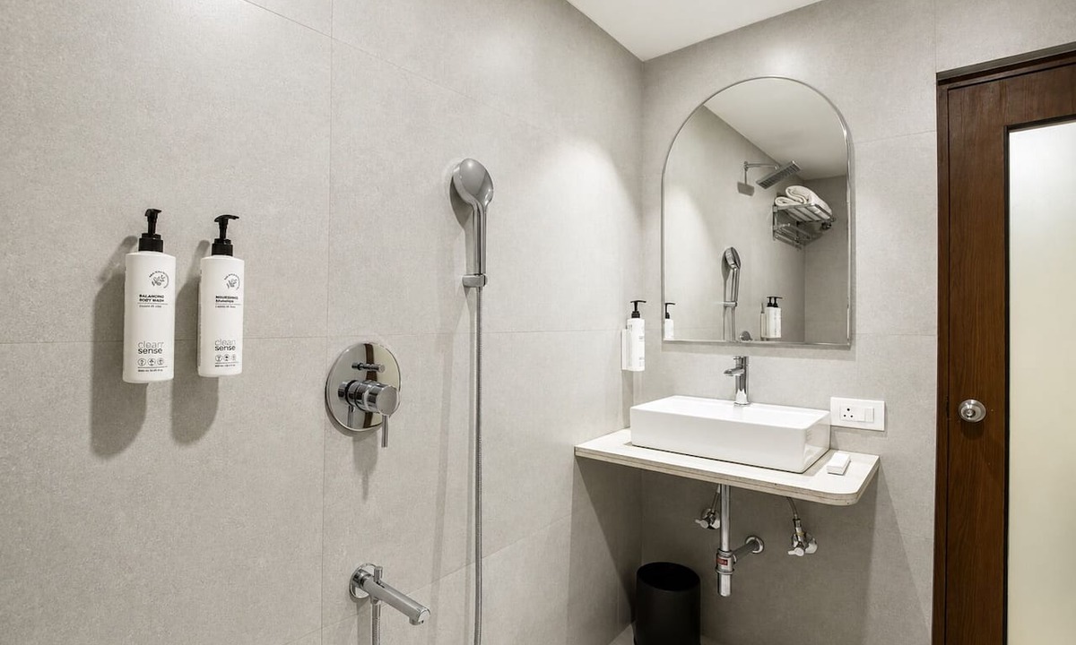 Margao Hotel | Hotel Eagle Empire