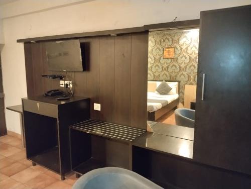 Gorakhpur Hotel | Hotel Gupta AND SIP N DIP BAR AND RESTAURANT