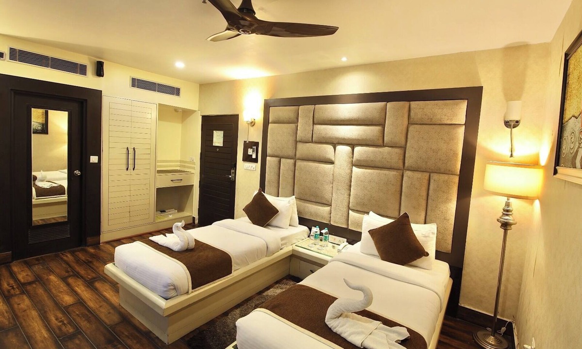 Meerut Hotel | Hotel Harmony Inn
