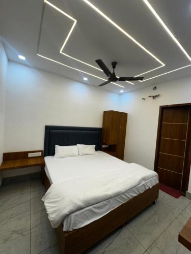 Anupgarh Hotel | Hotel HB Grand