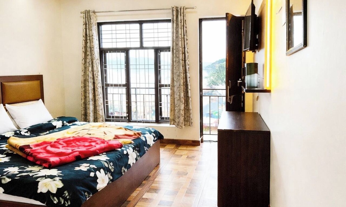 The Mall Road Hotel | Hotel Kaafal Homestay Mussoorie