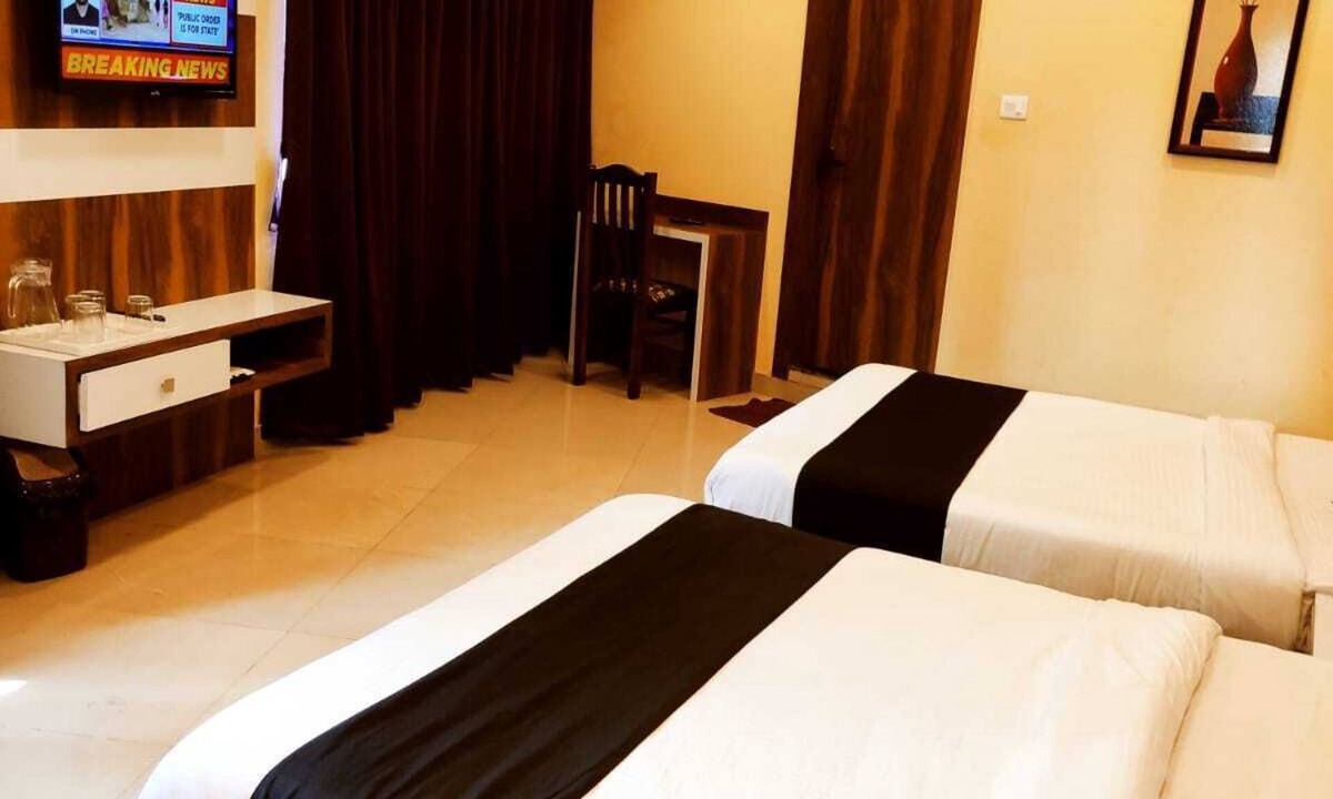 Puttur Hotel | Hotel Keerthana Inn