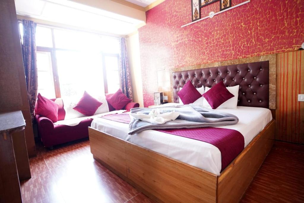 Chhota Shimla Hotel | Hotel King Palace