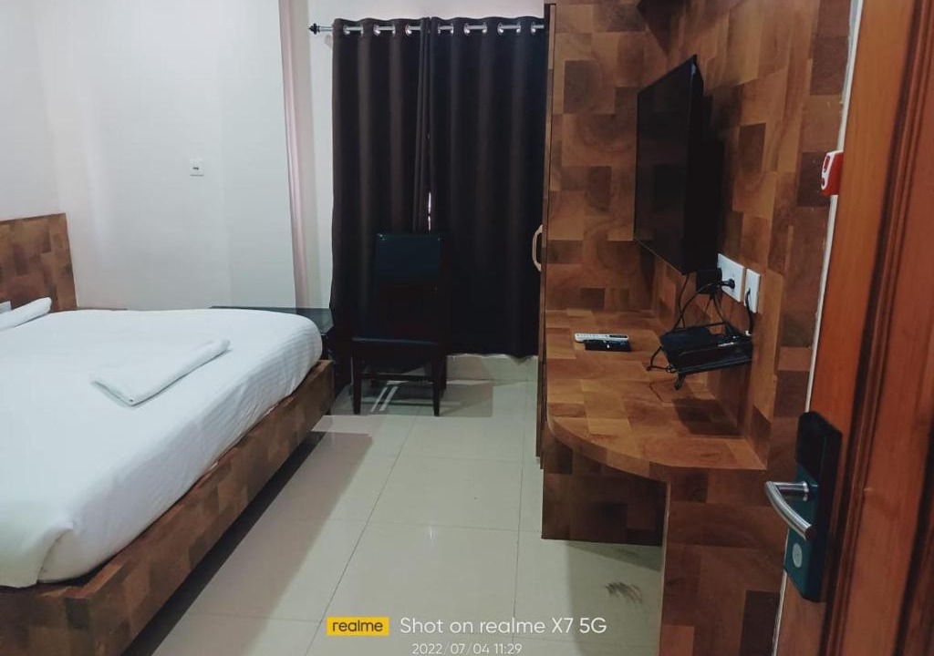 Guwahati Hotel | HOTEL KNIGHT INN GUWAHATI
