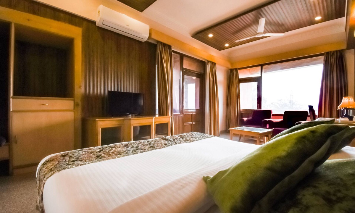 Baddi Hotel | Hotel Le Mariet
