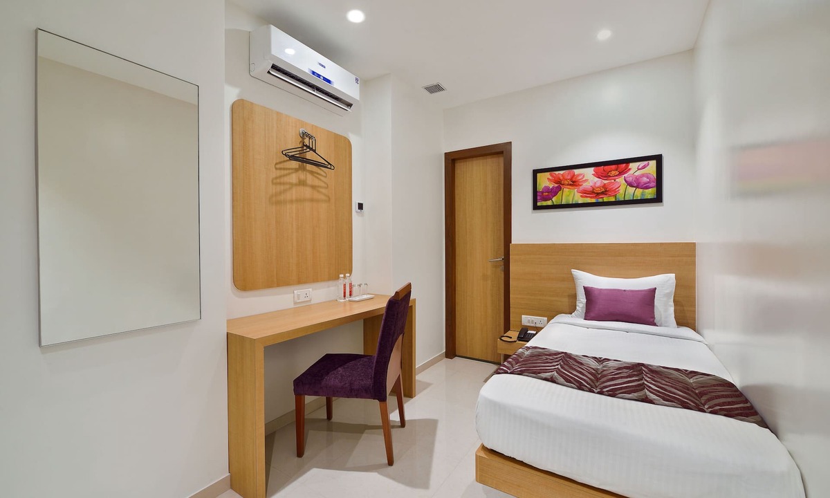 Sakinaka Hotel | Hotel Leafio Mumbai