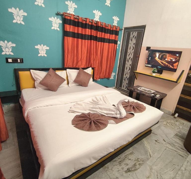 Rajarhat House | Hotel Lotus