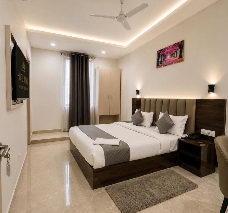 Delhi Hotel | Hotel MORO A Luxury Collection Ashok Vihar & Model Town
