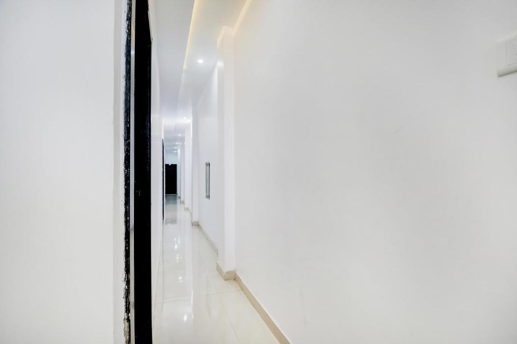 Machhlishahr Hotel | Hotel O Aarush Hotel And Restaurant