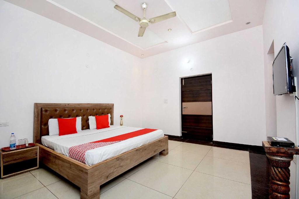 Ludhiana Hotel | Hotel O DS Royal Guest House