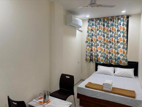 Nala Sopara Hotel | Hotel O Elegance Inn
