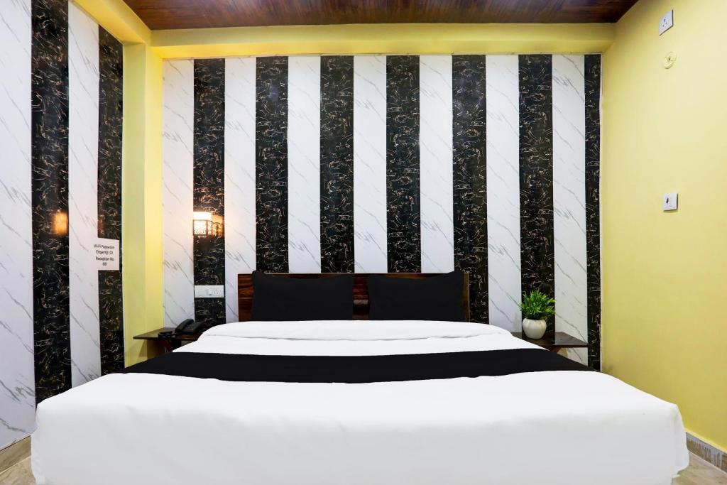 Allahabad Hotel | HOTEL O ELEGANT