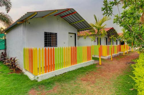 Loni Kalbhor Hotel | Hotel O Homely Stays Resort