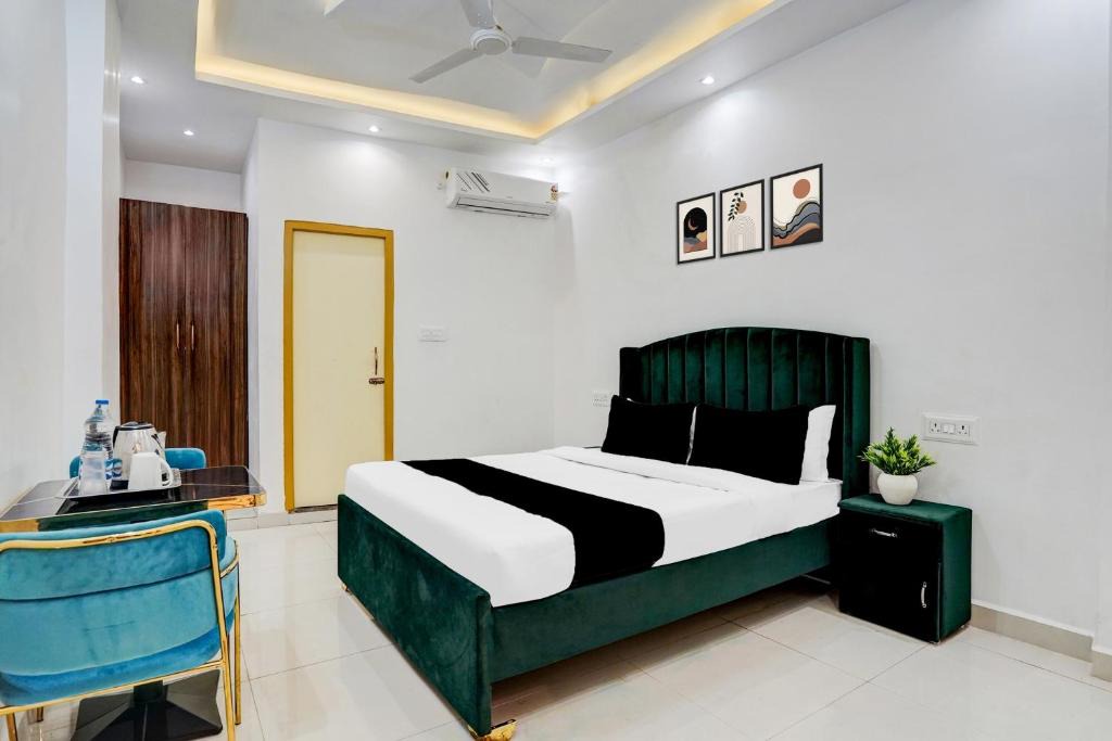 Bihar Sharif Hotel | Hotel O Jaimantri Palace