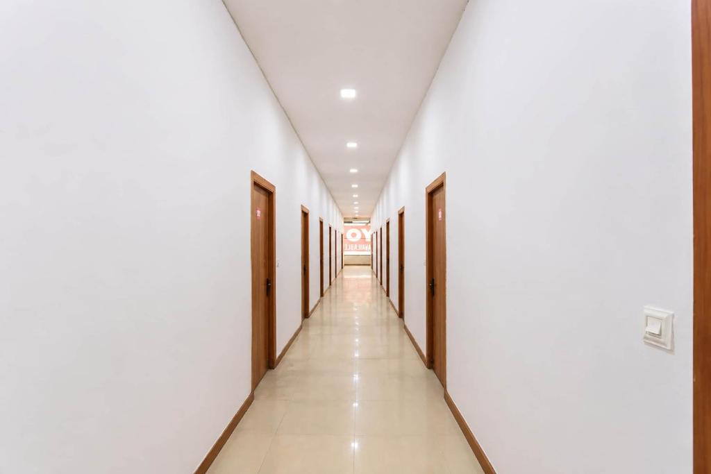 New Delhi Hotel | Hotel O Millions 24*7