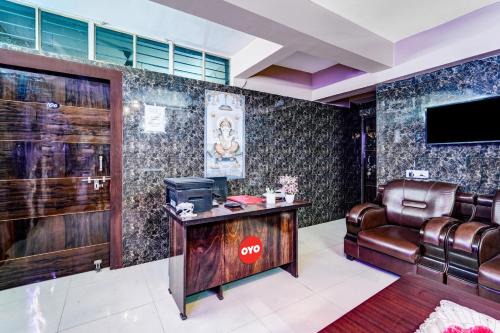 Dhanbad Hotel | Hotel O Shri Hari Inn