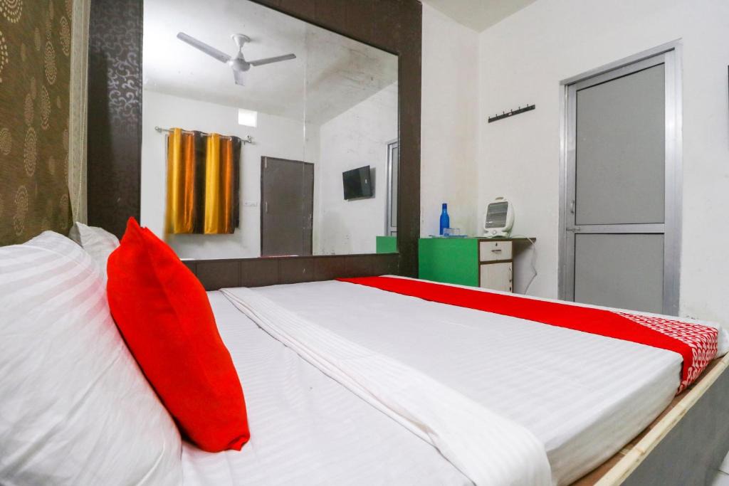 Ludhiana Hotel | Hotel O Sky Garden
