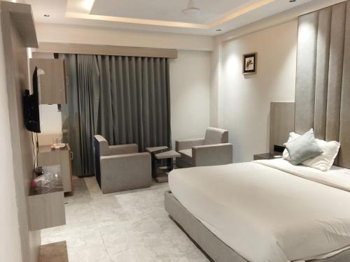 Ahmedabad Hotel | Hotel Palladium Legacy