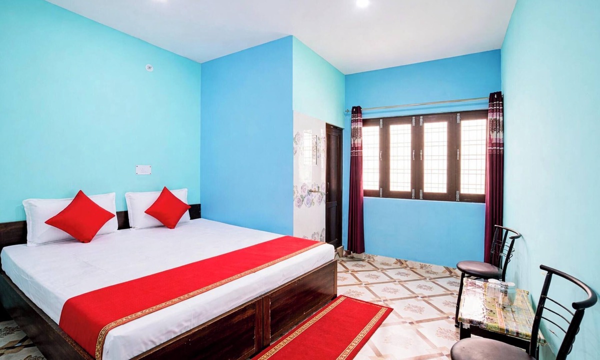 Majkhali Hotel | Hotel Prem Home Stay Ranikhet