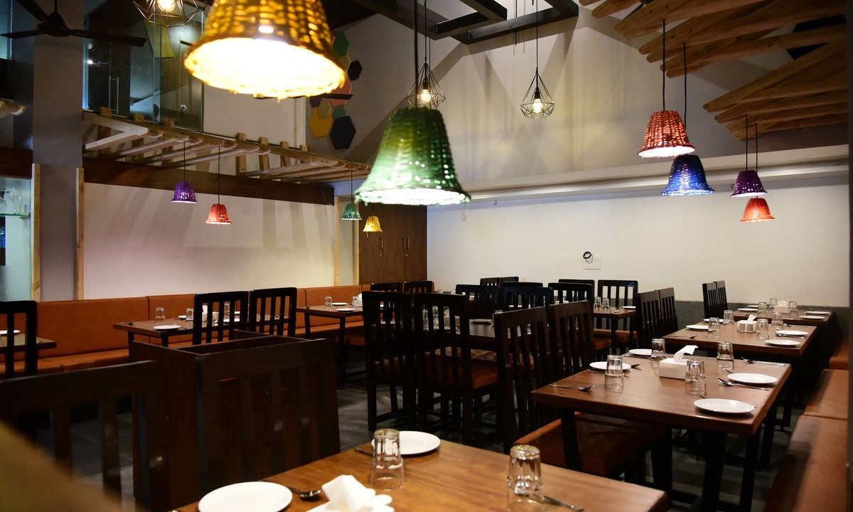 Satara Hotel | Hotel Pushpak Satara